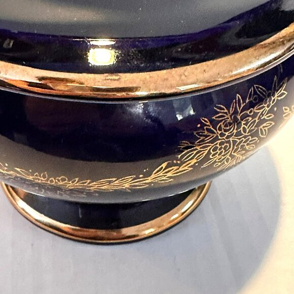 Cobalt Blue & Gold Lidded Porcelain Vanity Dish With Floral Design Made In Japan - Picture 4 of 9